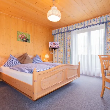 ゲストハウス Hanslhof