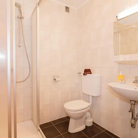 Hanslhof ゲストハウス