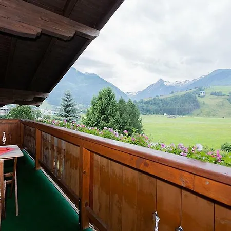 Hanslhof ゲストハウス